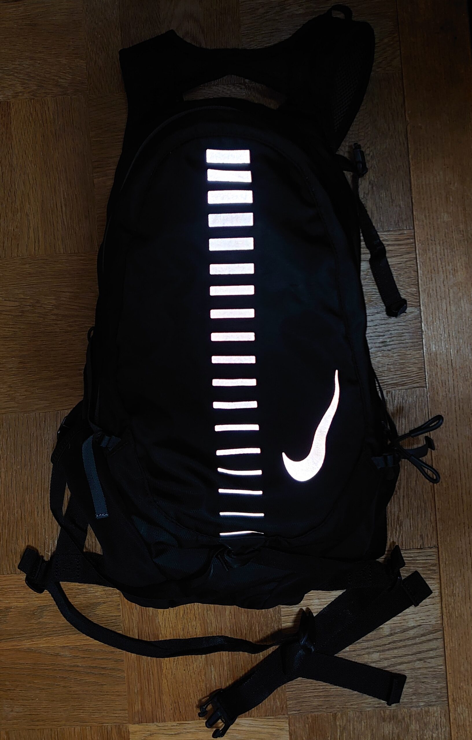 Nike ラン コミューター バックパック 15L